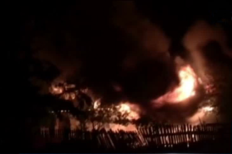 Incendiu de proportii intr-un sat din Ilfov. Unul dintre cei ramasi fara casa vorbeste despre o razbunare