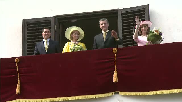 Ziua Regalitatii in Romania. La Palatul Elisabeta au fost prezenti foarte multi oaspeti, insa nu si Regele Mihai