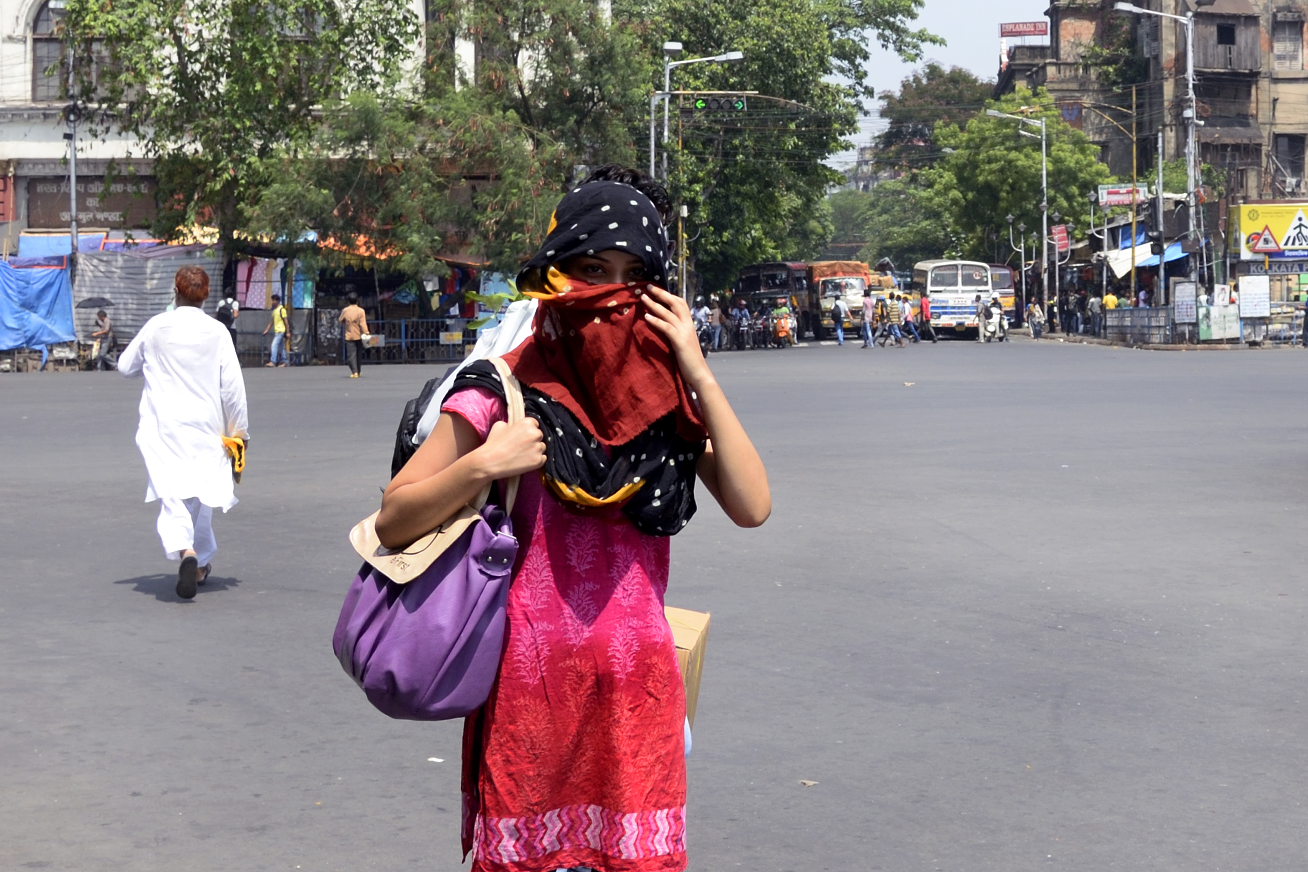 Situatie alarmanta in India: 500 de oameni au murit din cauza caldurii. Temperatura a ajuns si la 50 grade Celsius - Imaginea 1