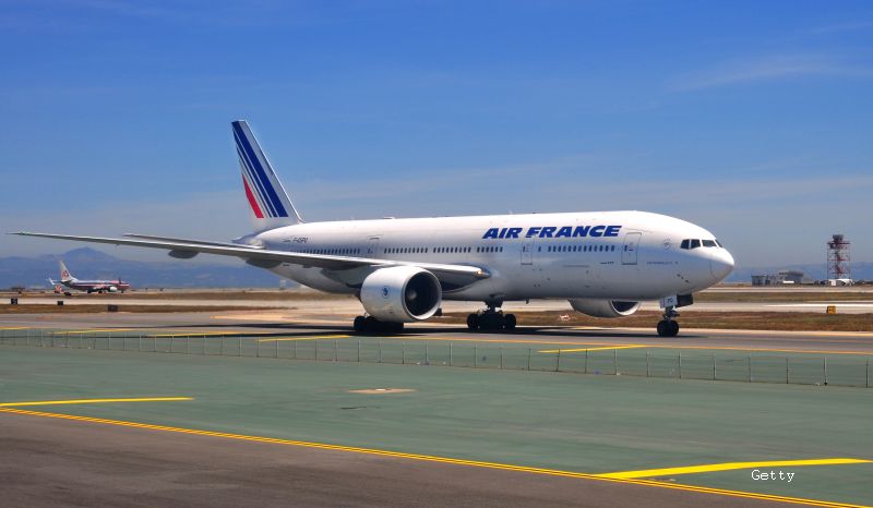 Un avion Air France a fost la un pas sa intre intr-un vulcan. Ce s-a intamplat cu pilotul