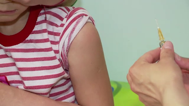 Copiii cu vârste cuprinse între 5 și 11 ani ar putea fi vaccinați după jumătatea lunii ianuarie