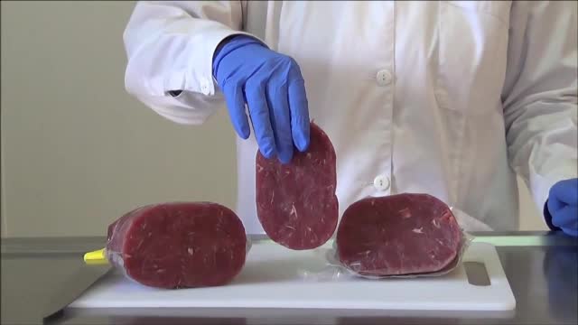 CAMERA ASCUNSA: Cum putem afla daca la un produs s-a folosit carne congelata sau proaspata si ce diferenta este intre ele