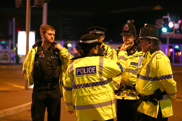 MAE: Ambasada Romaniei la Londra a cerut date privind identitatea victimelor exploziei de la Manchester Arena