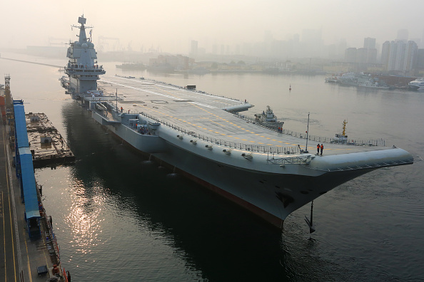 Primul portavion construit în întregime în China, testat pe mare