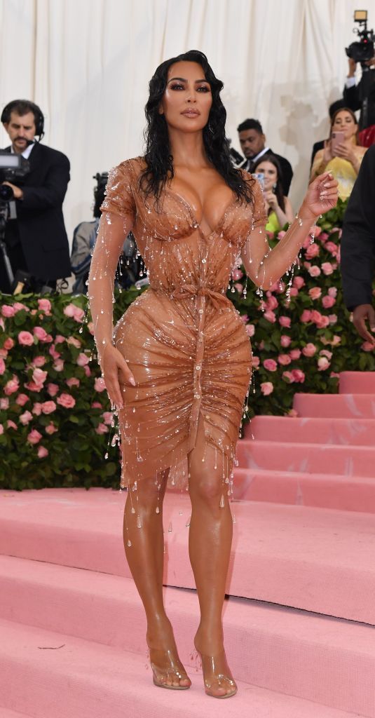 Kim Kardashian, apariție spectaculoasă la Met Gala 2019. Cum au arătat surorile ei. GALERIE - Imaginea 8