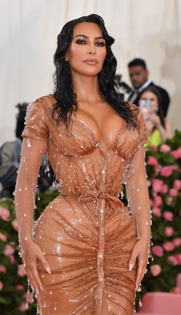 Kim Kardashian, apariție spectaculoasă la Met Gala 2019. Cum au arătat surorile ei. GALERIE - Imaginea 7