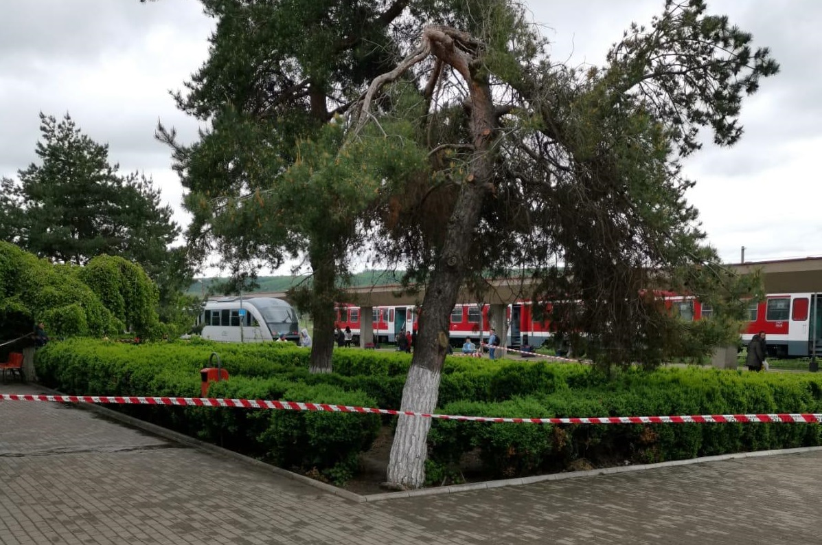 O gară importantă din România, închisă din cauza unui colet suspect. SRI va interveni