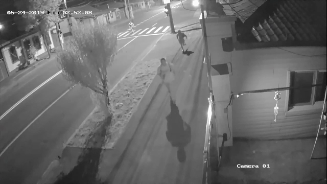 Crimă filmată în Galați. Tatăl a 2 copii a fost zdrobit cu bâtele şi înjunghiat în inimă - Imaginea 1