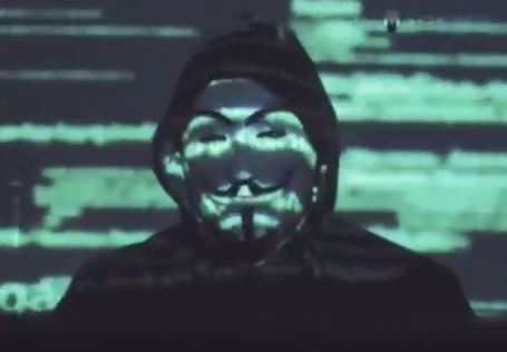VIDEO. Hackerii Anonymous intervin în cazul uciderii lui George Floyd și fac amenințări dure