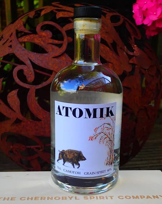 Atomik, băutura alcoolică făcută din mere de la Cernobîl. De ce a fost confiscată de autorități