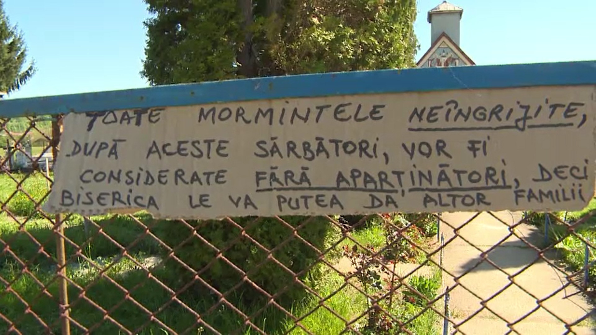 Oamenii dintr-o localitate din Gorj au găsit pe mormintele celor dragi mesaje prin care li se cere să le întreţină