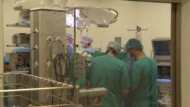 Maraton de transplant, la Brașov. Șase persoane vor primi un rinichi nou, de la apropiați
