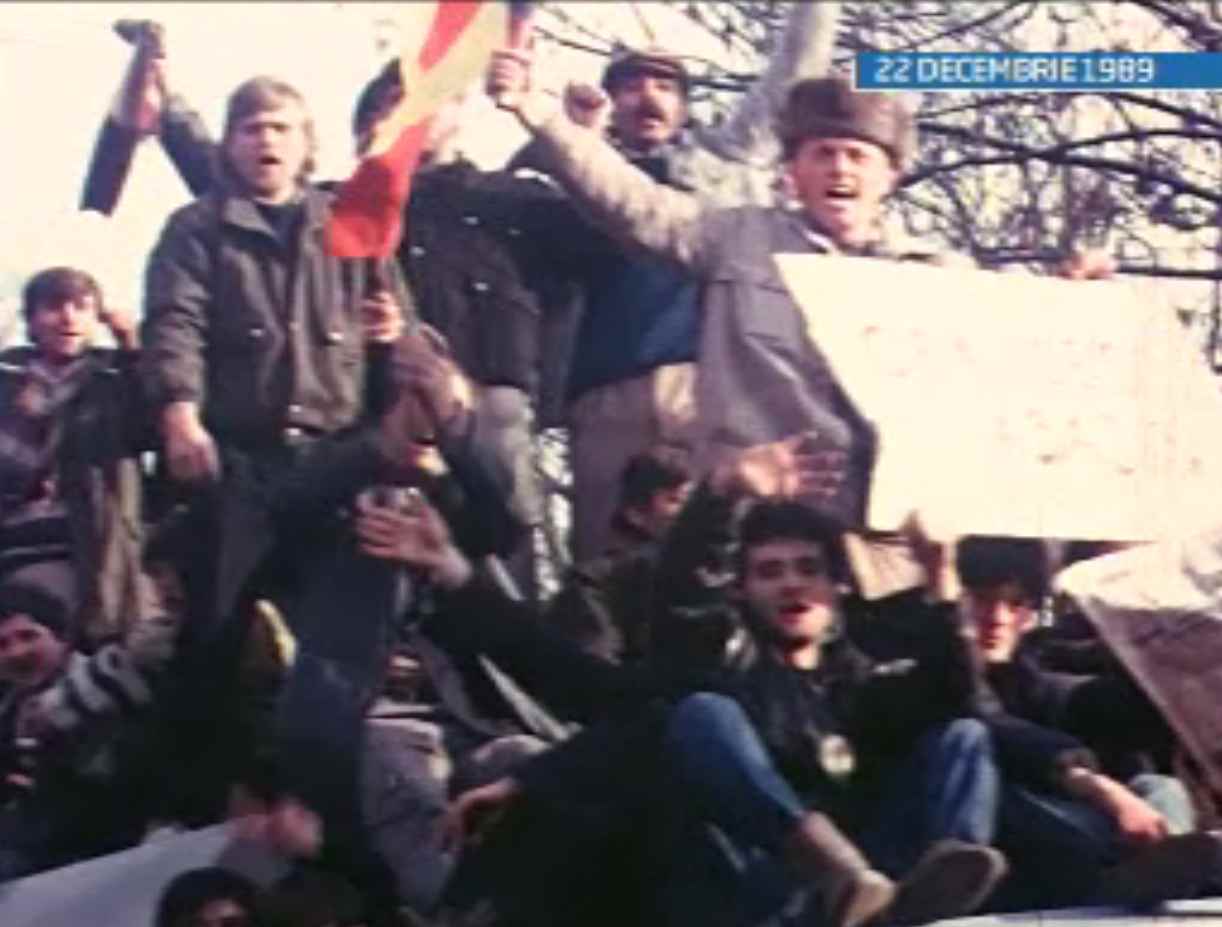 Revoluția Română din 1989, materia de studiu pentru elevi care încinge spiritele. Controverse pe autori
