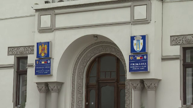 Scandal de proporții la primăria din Târgu Jiu. O funcționară a fost amenințată chiar de primar