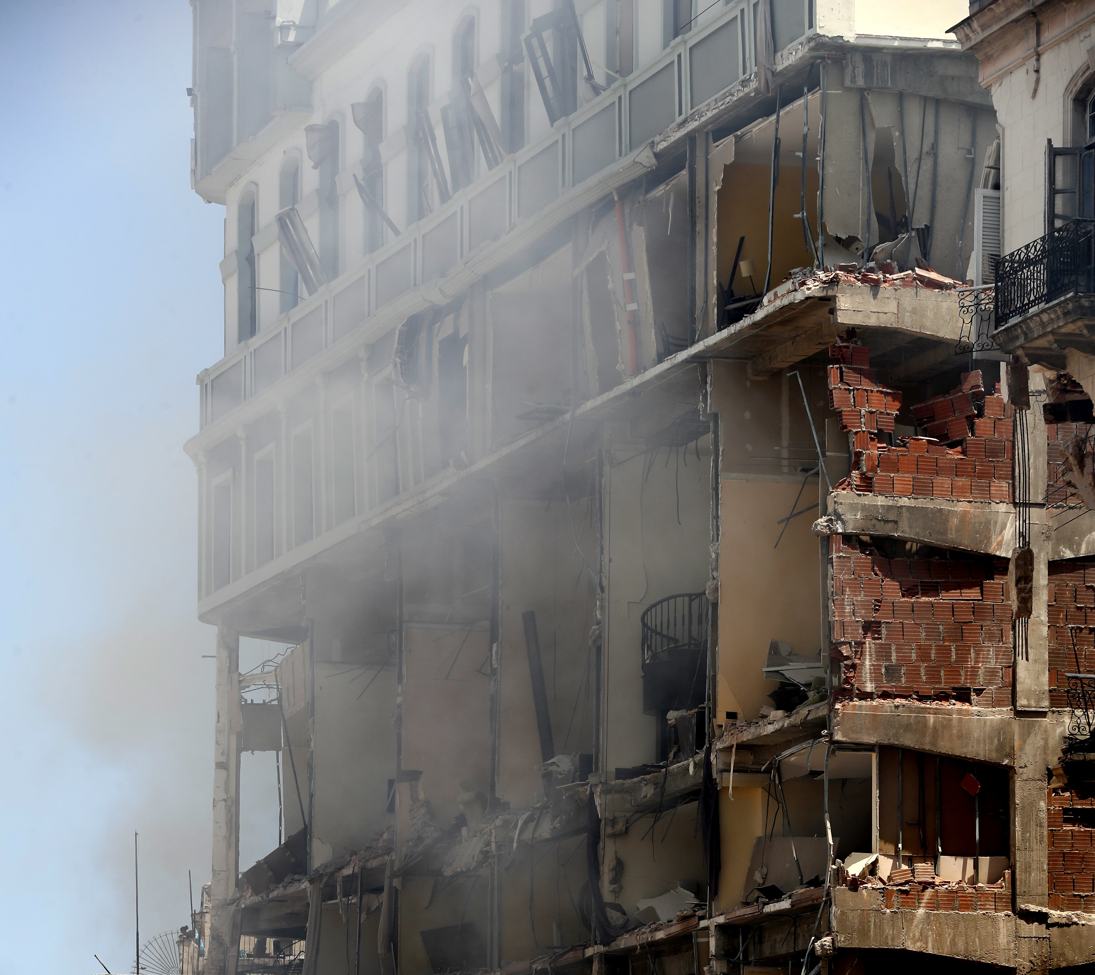 Explozie puternică la un hotel din centrul capitalei cubaneze Havana. Cel puţin 22 de persoane au murit