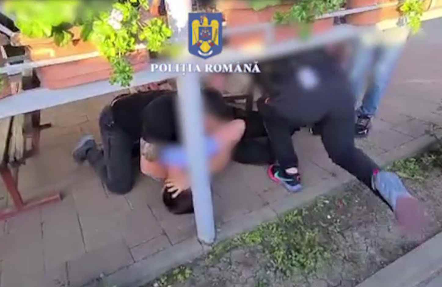 Doi tineri din Cluj, reținuți după ce au furat 50.000 de euro. Știau unde e cheia locuinței