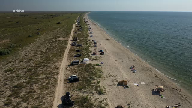 Amenzile pentru camparea pe plajele de la Vadu și Corbu ar putea crește și cu 800%