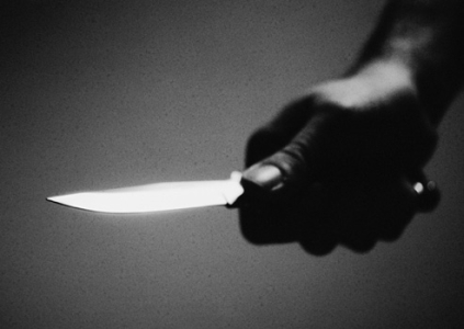 Crima teribila in Cugir: injunghiata mortal pe strada de un fost coleg