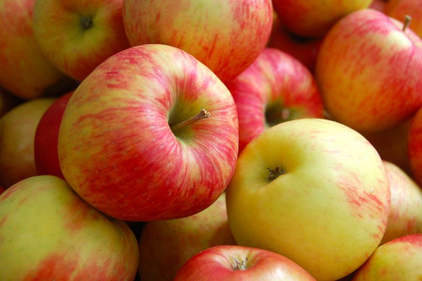Consumati mere, pere si gutui, singurele fructe proaspete autohtone in sezoanele reci. Sunt perfecte pentru sanatate
