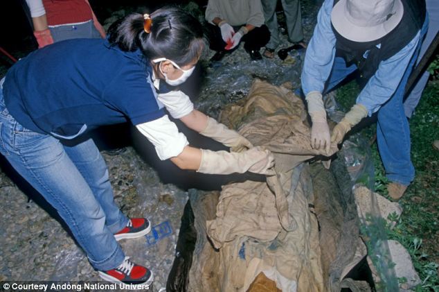 Descoperirea facuta de arheologi intr-un mormant din Coreea de Sud i-a impresionat pana la lacrimi