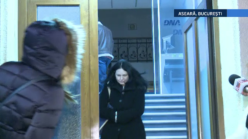 Crinuta Dumitrean, arestata preventiv; Oana Vasilescu, cercetata sub control judiciar