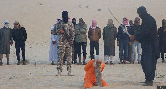Batran de 100 de ani executat de ISIS, in Peninsula Sinai. Ce acuzatii i-au adus teroristii
