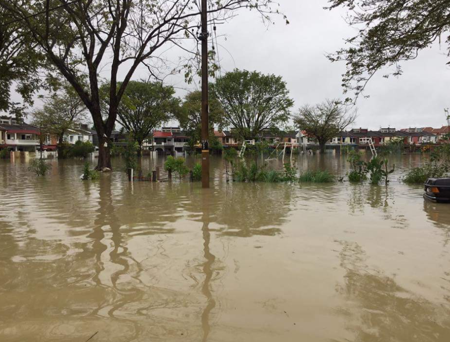 Inundații masive în Malaysia: 3.000 de persoane evacuate și cel puțin 5 morți
