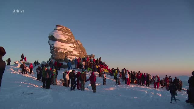 Aventura vieții pentru 100 de turiști care au vrut să vadă ”piramida solară” de la Sfinx