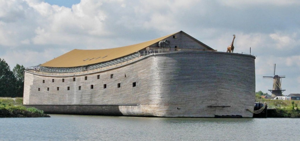 Un om de afaceri a construit o Arcă a lui Noe ca în Biblie: ”Cred tot ce e scris în această carte”