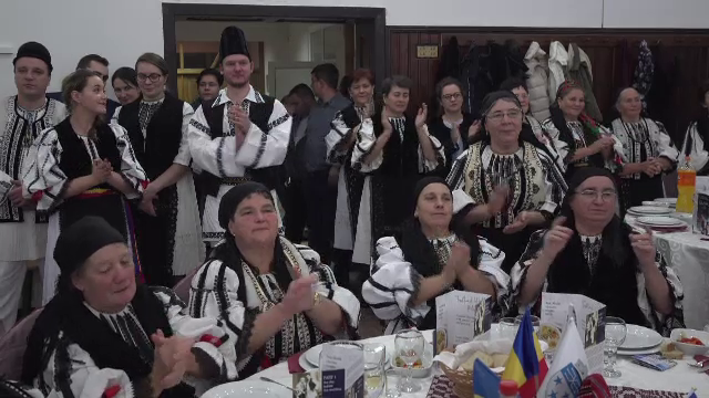 Chefi-bucătari veniți din toată lumea, impresionați de bucatele tradiționale de la Sibiu - Imaginea 5