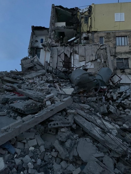 România trimite o echipă de salvare și avioane de evacuare medicală, în urma seismului - Imaginea 10