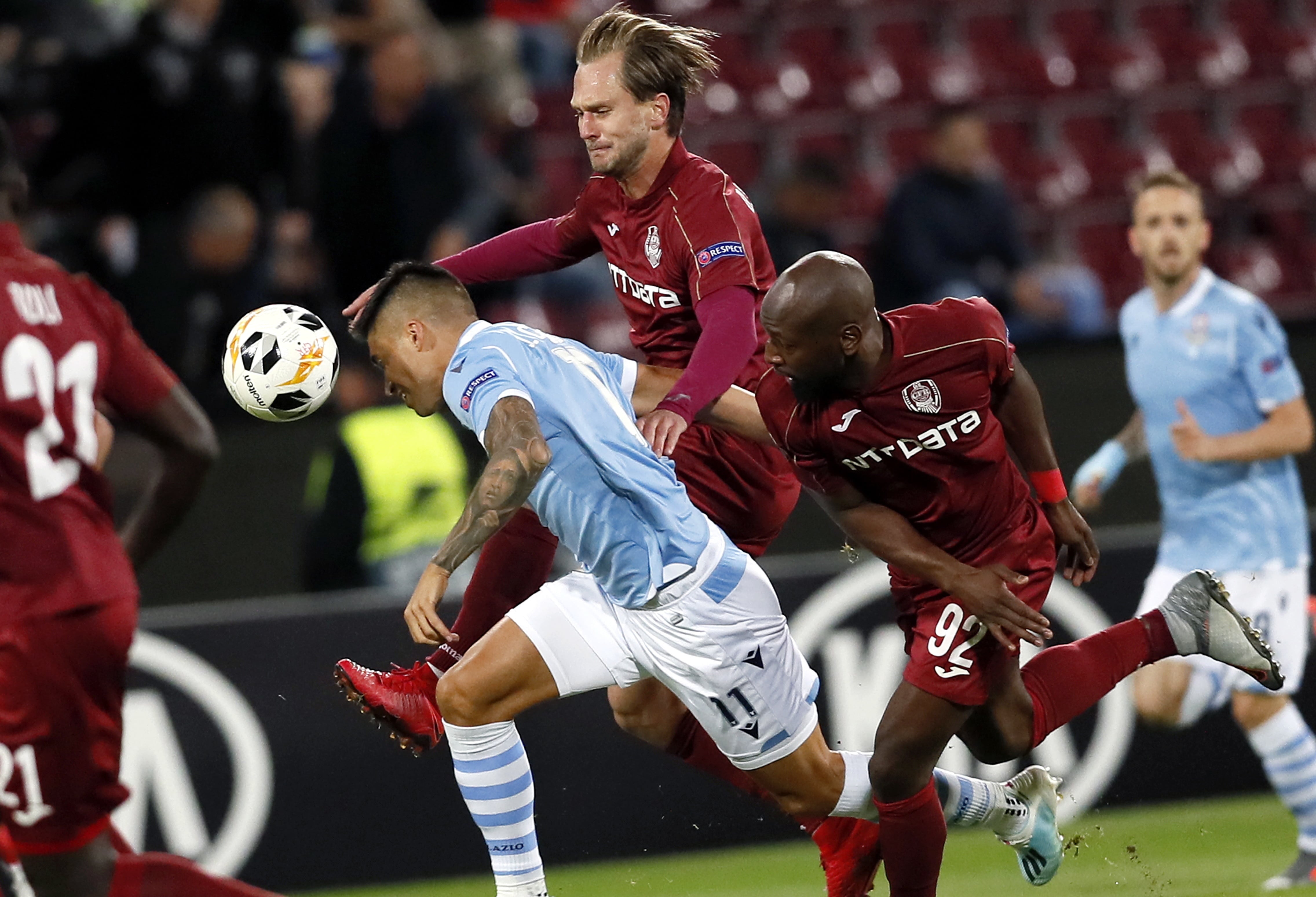 Lazio Cfr Cfr Cluj A Fost InvinsÄƒ De Lazio Cu 1 0 In Europa League Stirileprotv Ro