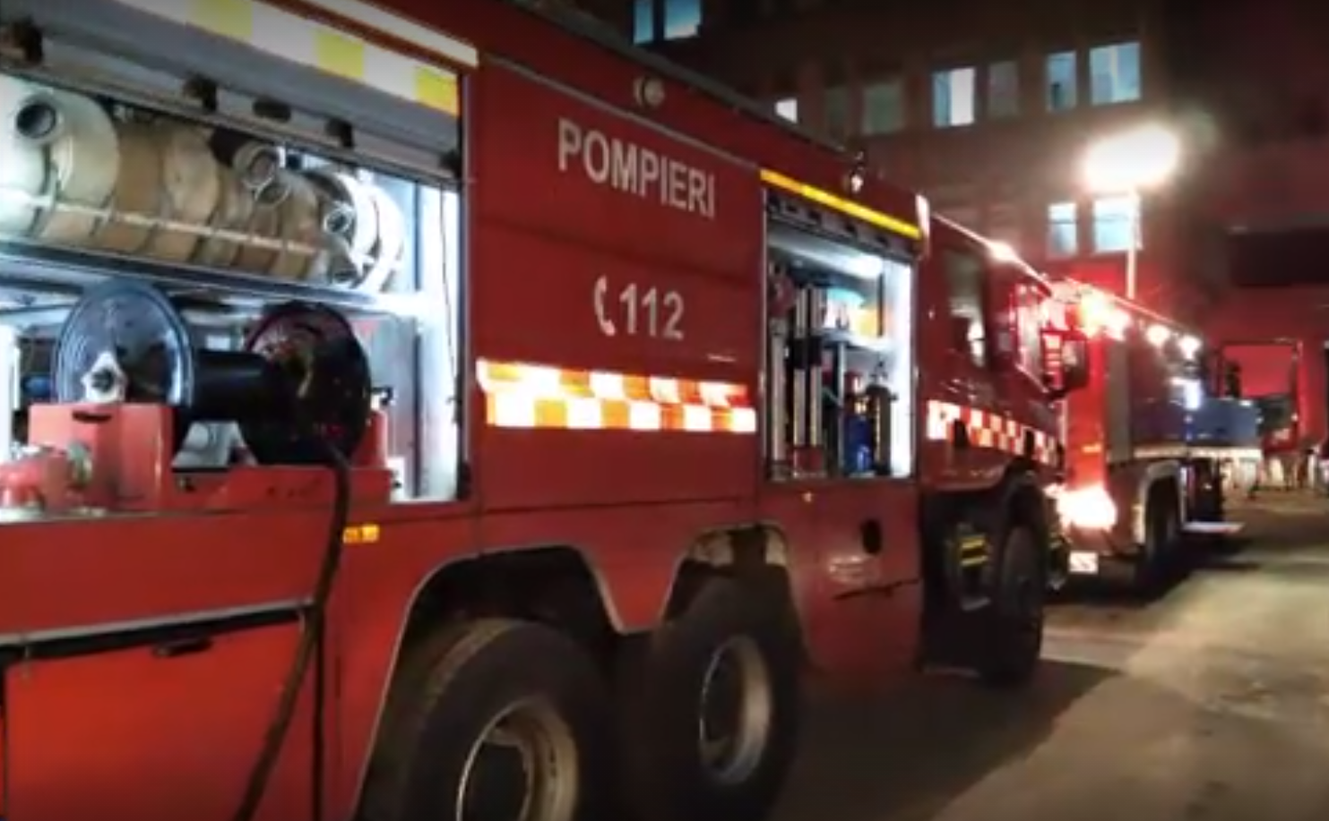 Incendiu la un bloc din Târgu Mureș. 30 de persoane au fost evacuate