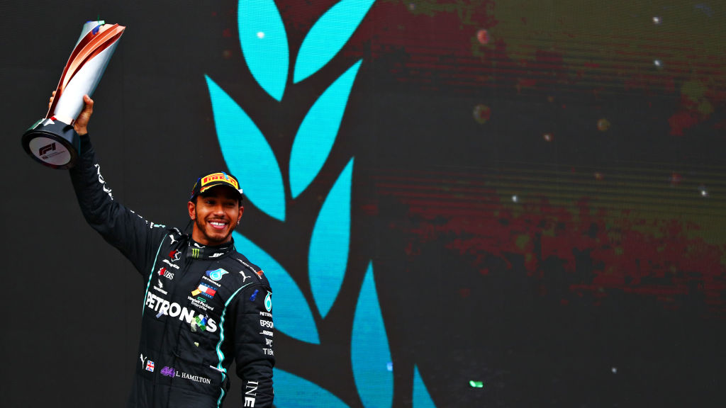 Lewis Hamilton a câștigat al șaptelea titlu mondial în Formula 1 și a egalat recordul lui Michael Schumacher