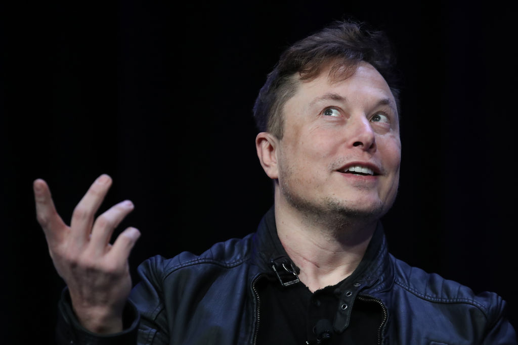 Elon Musk și-a schimbat denumirea funcției în “tehno-rege” al Tesla