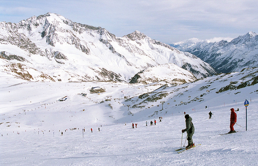 Austria se opune închiderii pârtiilor de schi, cum propune Italia. 