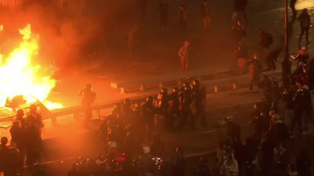 Proteste violente în Paris față de un proiect de lege controversat, care limitează libertatea presei