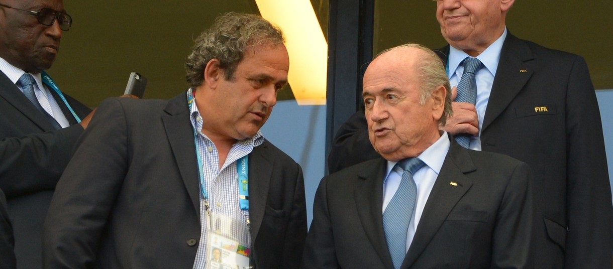 Sepp Blatter și Michel Platini, acuzați de fraudă în Elveția
