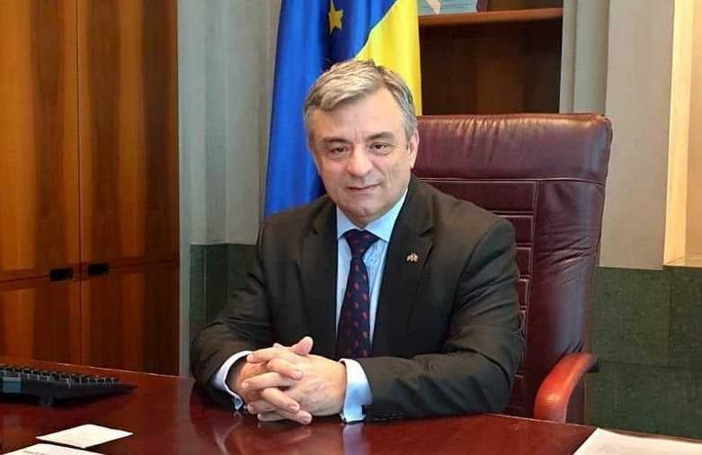 Deputatul Adrian Miuţescu părăseşte grupul parlamentar PNL: Mă dezic de conducerea efemeră a acestui partid