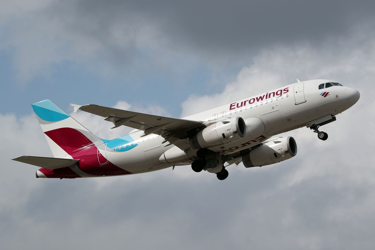 Un pasager a murit la bordul unui avion Eurowings care zbura între Germania și Egipt