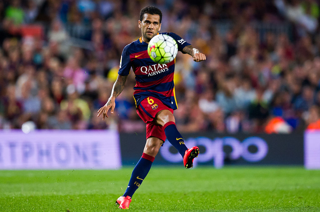 FC Barcelona anunţă revenirea lui Dani Alves. Când va putea juca fundaşul