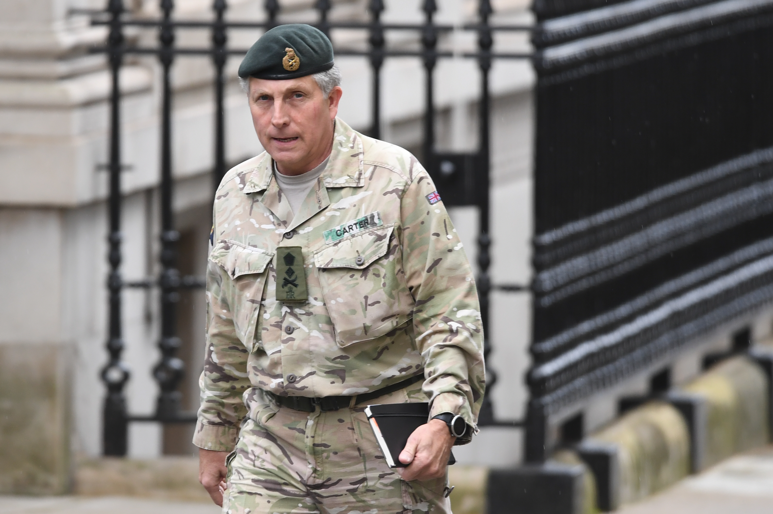 Şeful forţelor armate britanice: Există riscul unui conflict între Occident şi Rusia