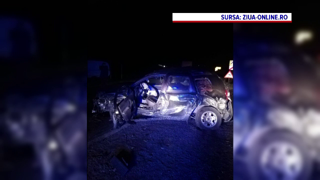 Un șofer a scăpat cu viață după ce mașina sa a fost lovită de un tir și o cisternă