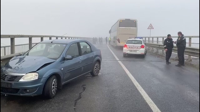 Val de accidente pe șosele României, luni dimineață. Bilanțul: un mort și cel puțin 9 răniți