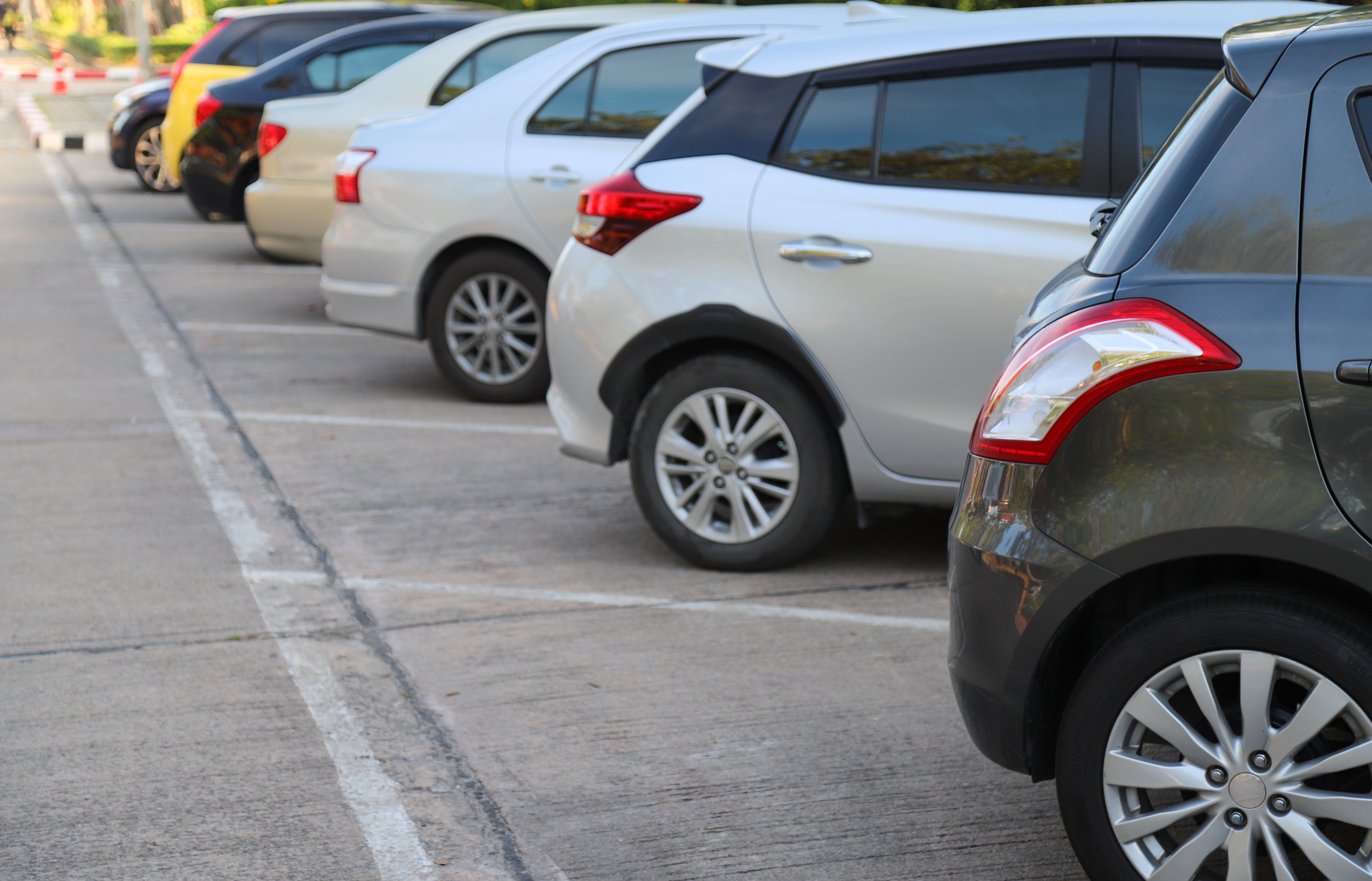 Locurile de parcare de reședință se scumpesc de la 1 ianuarie. Care sunt noile tarife