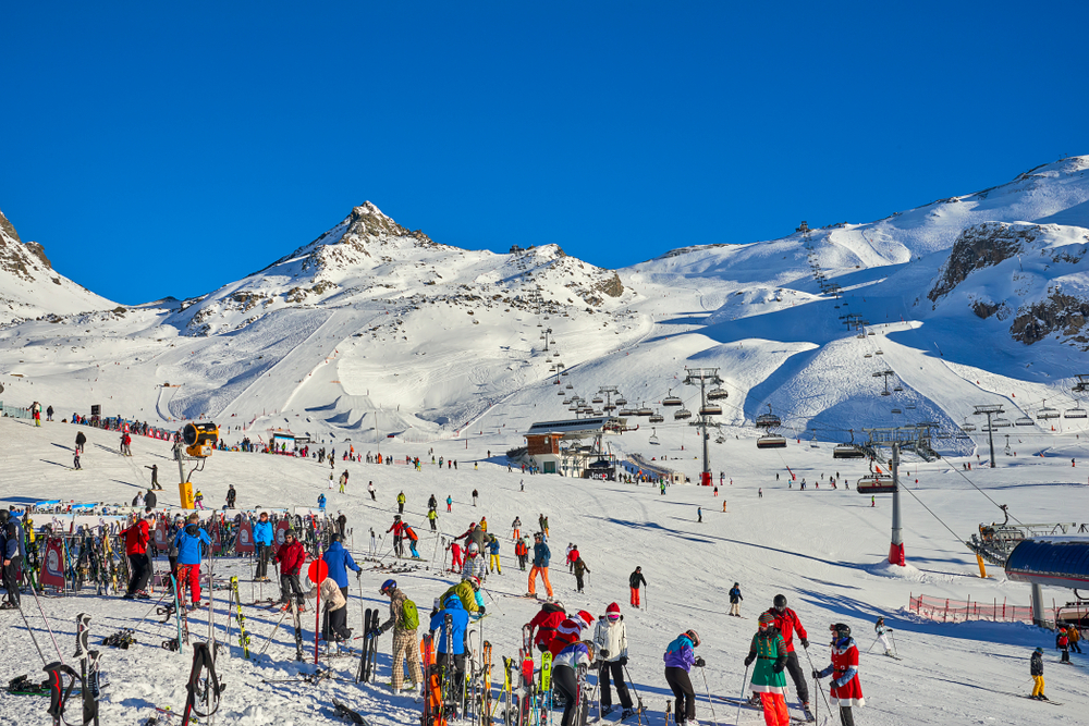Decizie finală. Ce s-a aflat după ce mii de oameni din 45 de țări s-au infectat cu Covid la ski, în Austria, în 2020
