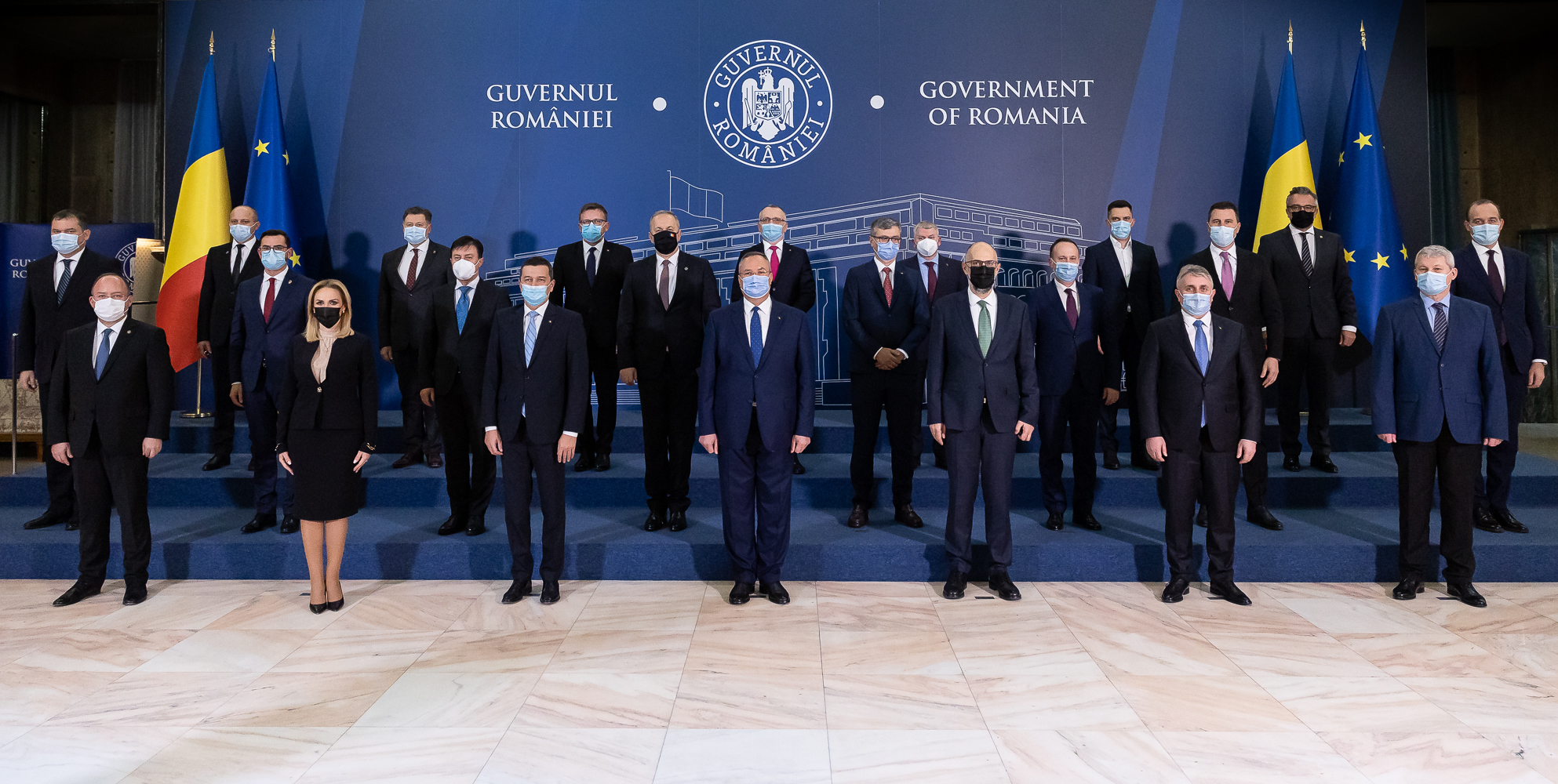 Modificări importante în structura Executivului, decise în prima ședință a Guvernului Ciucă
