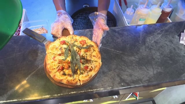 Pizza cu canabis, preparatul care face furori într-un restaurant din Thailanda