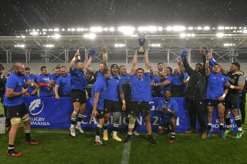 36 de membri ai echipei de rugby CSM Știința Baia Mare, blocați în Africa de Sud după apariția noii tulpini Omicron