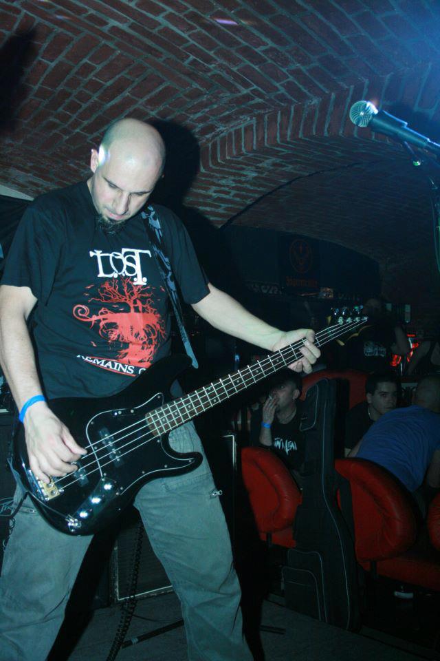 Miscarea pentru underground. Interviu cu Vlad si BB de la L.O.S.T. - una dintre mai bune trupe de death-metal din Romania - Imaginea 5